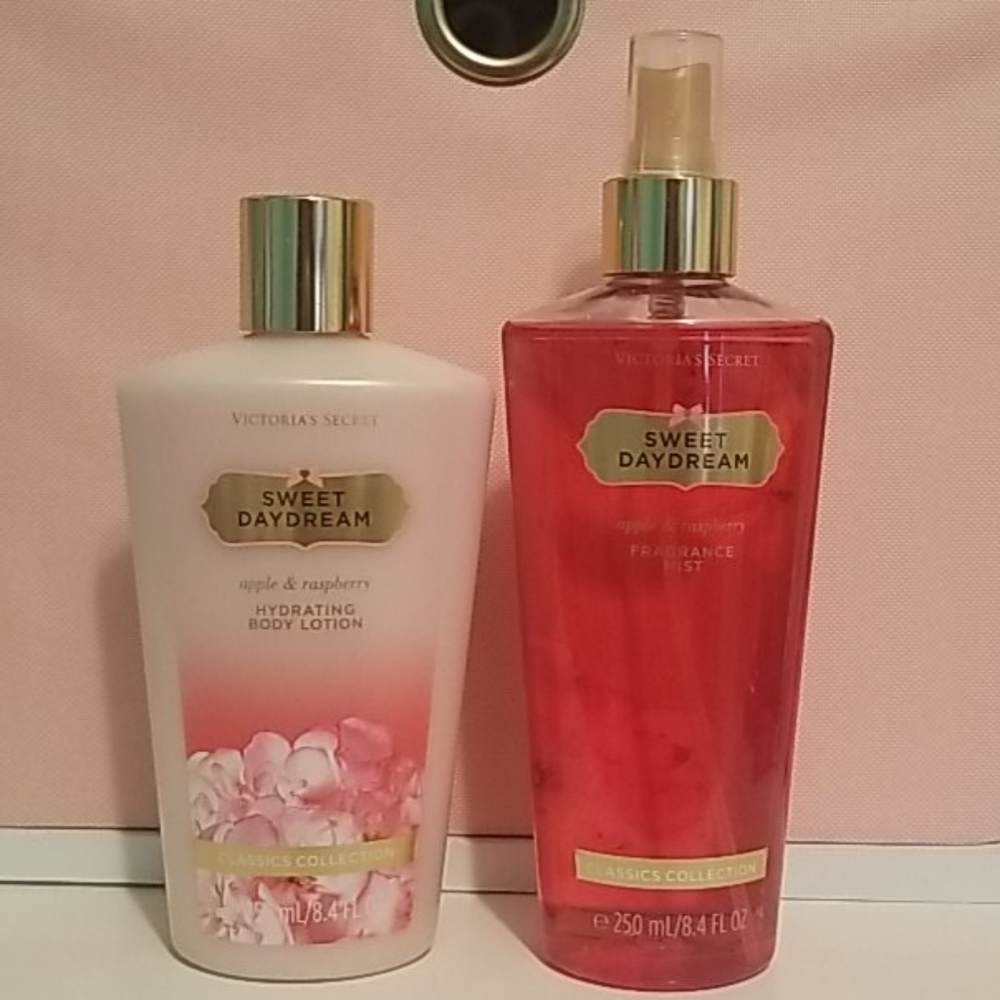 VS Sweet Daydream Body Lotion & Mist set